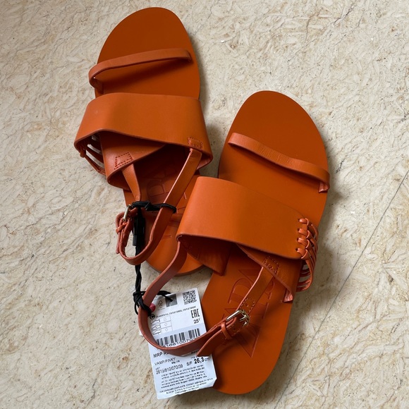 Sold❌ Zara leather flats - Picture 9 of 12